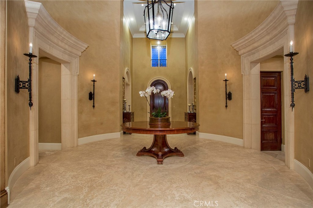 10 Fairway Point Newport Coast, CA 92657 - Photo 7 of 31 a view of a room with gym equipment