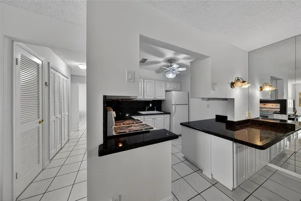 $1,950 | 6253 Bay Club Drive, Unit 1, Fort Lauderdale, FL 33308