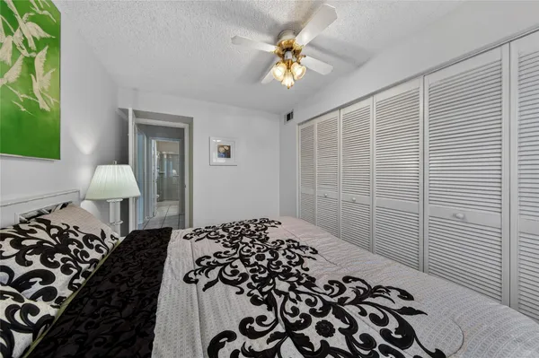 $1,950 | 6253 Bay Club Drive, Unit 1, Fort Lauderdale, FL 33308