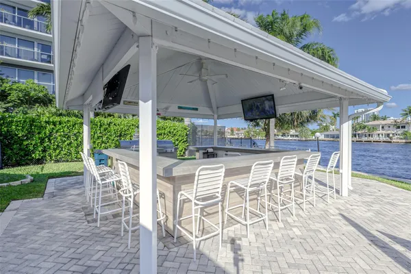 $1,950 | 6253 Bay Club Drive, Unit 1, Fort Lauderdale, FL 33308