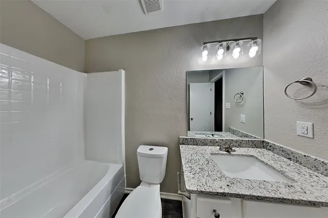 $1,885 | 7204 Harris Meadows Drive, Arlington, TX 76002