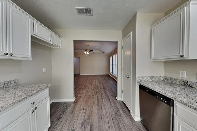 $1,885 | 7204 Harris Meadows Drive, Arlington, TX 76002