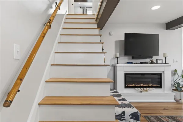 $635,000 | 32 Burnt Cove Road, Stonington, ME 04681