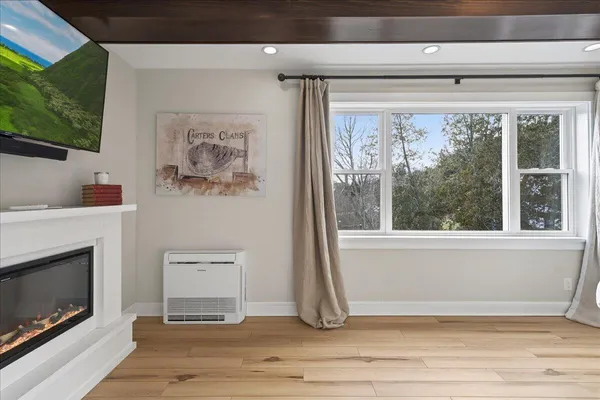 $635,000 | 32 Burnt Cove Road, Stonington, ME 04681