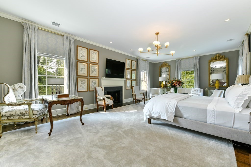 8 Rolling Lane Weston, MA 02493 - Photo 22 of 42