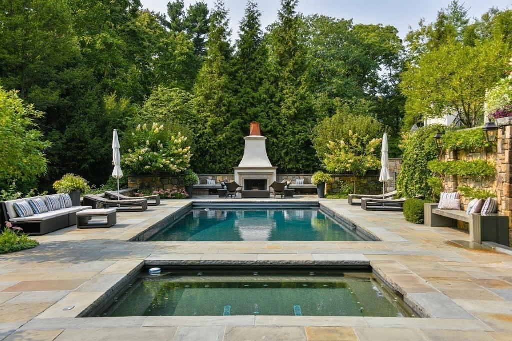 8 Rolling Lane Weston, MA 02493 - Photo 31 of 42