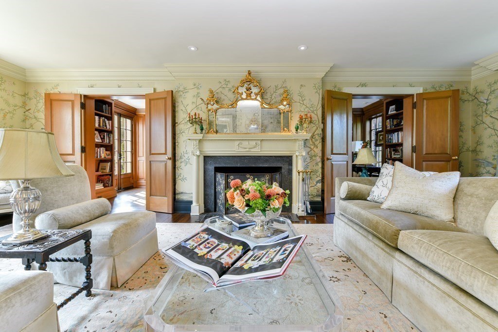 8 Rolling Lane Weston, MA 02493 - Photo 6 of 42