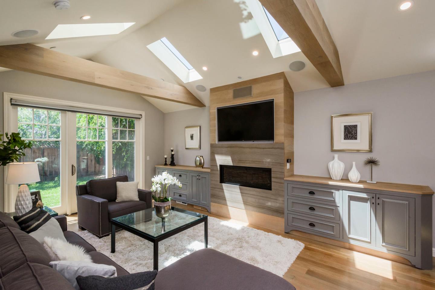 125 Bancroft Road Burlingame, CA 94010 - Photo 4 of 17 Gallery Image 4