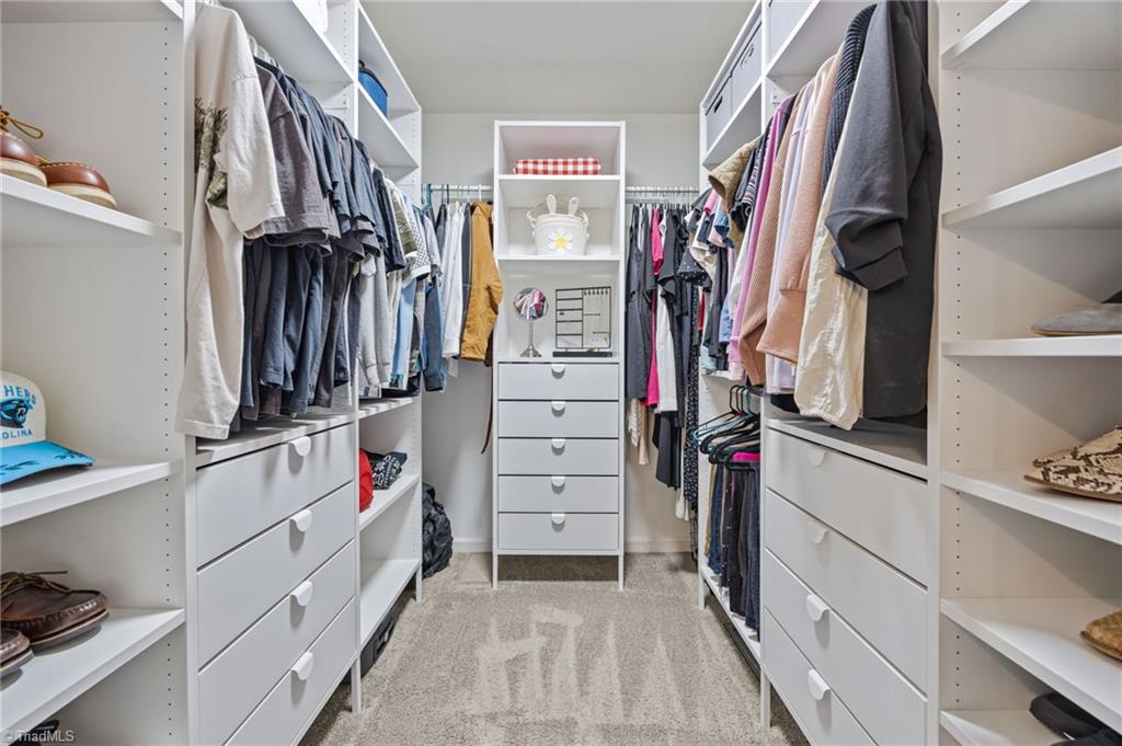 2802 Breckenridge Court High Point, NC 27265 - Photo 23 of 49