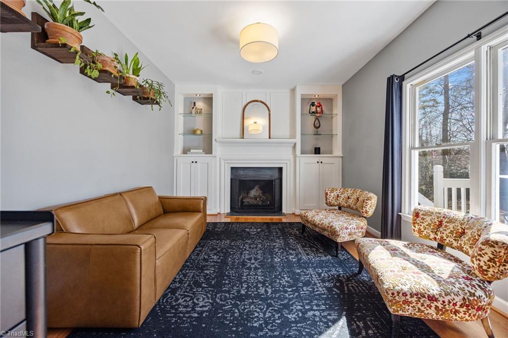 2802 Breckenridge Court High Point, NC 27265 - Photo 8 of 49