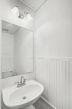 $2,000 | 3401 Anderson Road, Unit 4, Antioch, TN 37013