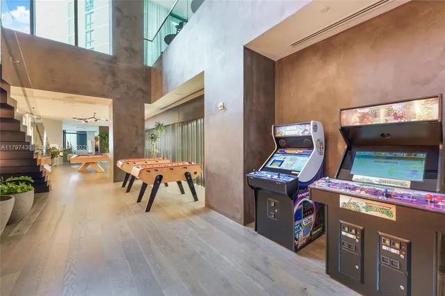 $12,900 | 480 Northeast 31st Street, Unit 3407, Miami, FL 33137