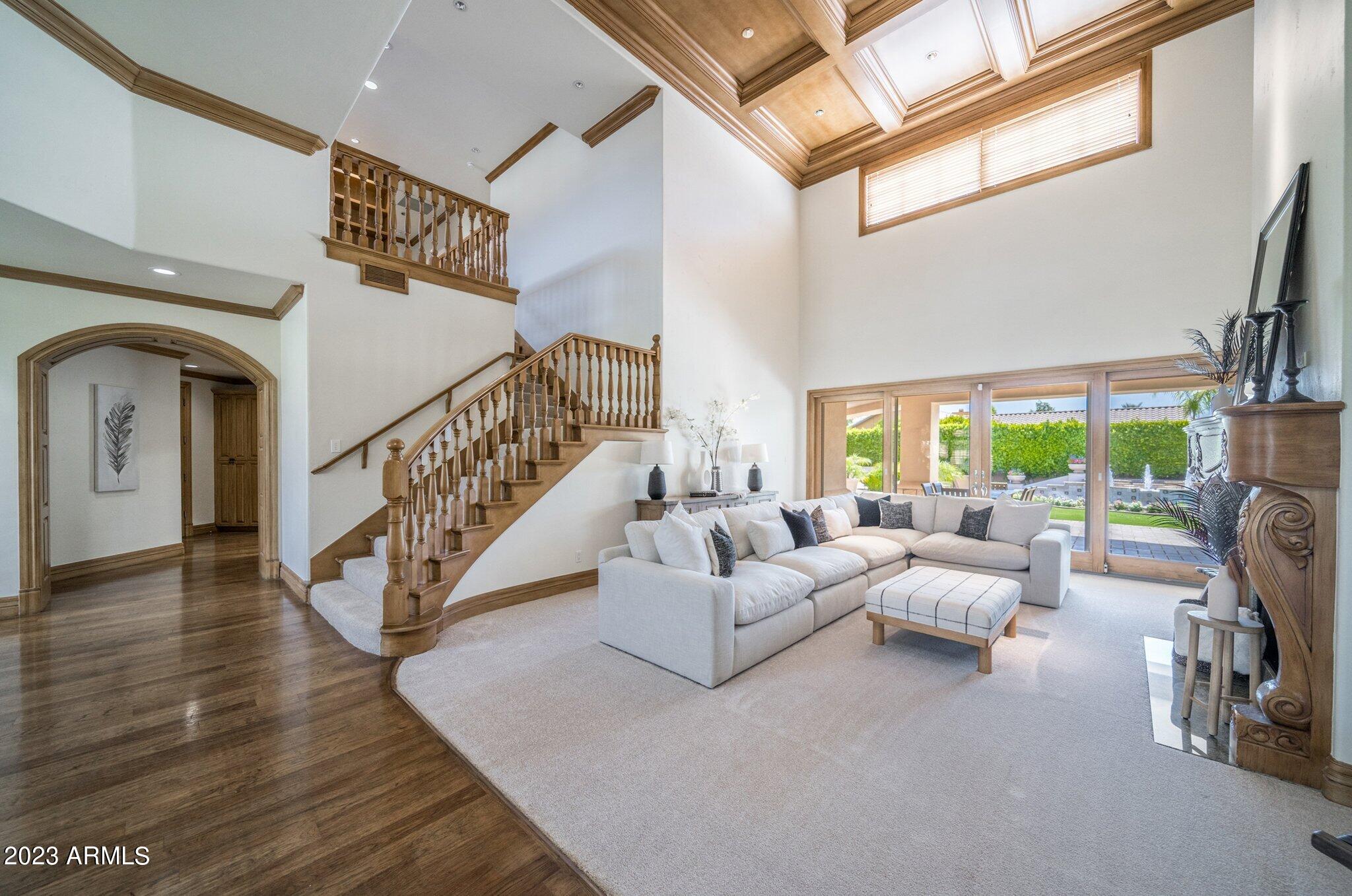 622 North Miramar Mesa, AZ 85213 - Photo 17 of 80 Living room 2