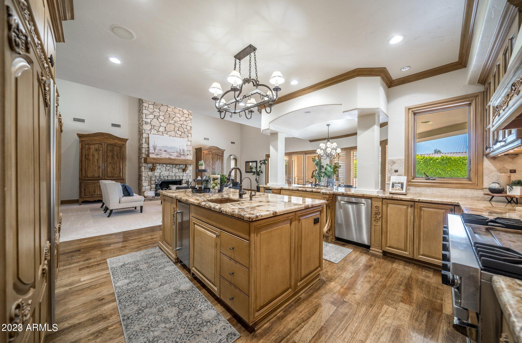 622 North Miramar Mesa, AZ 85213 - Photo 25 of 80 Kitchen 4