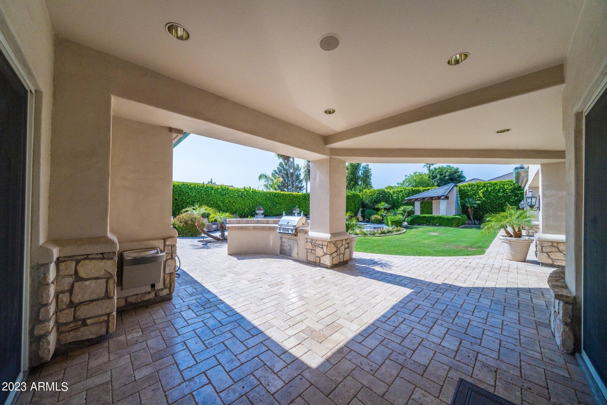622 North Miramar Mesa, AZ 85213 - Photo 63 of 80 BBQ-drinking fountain