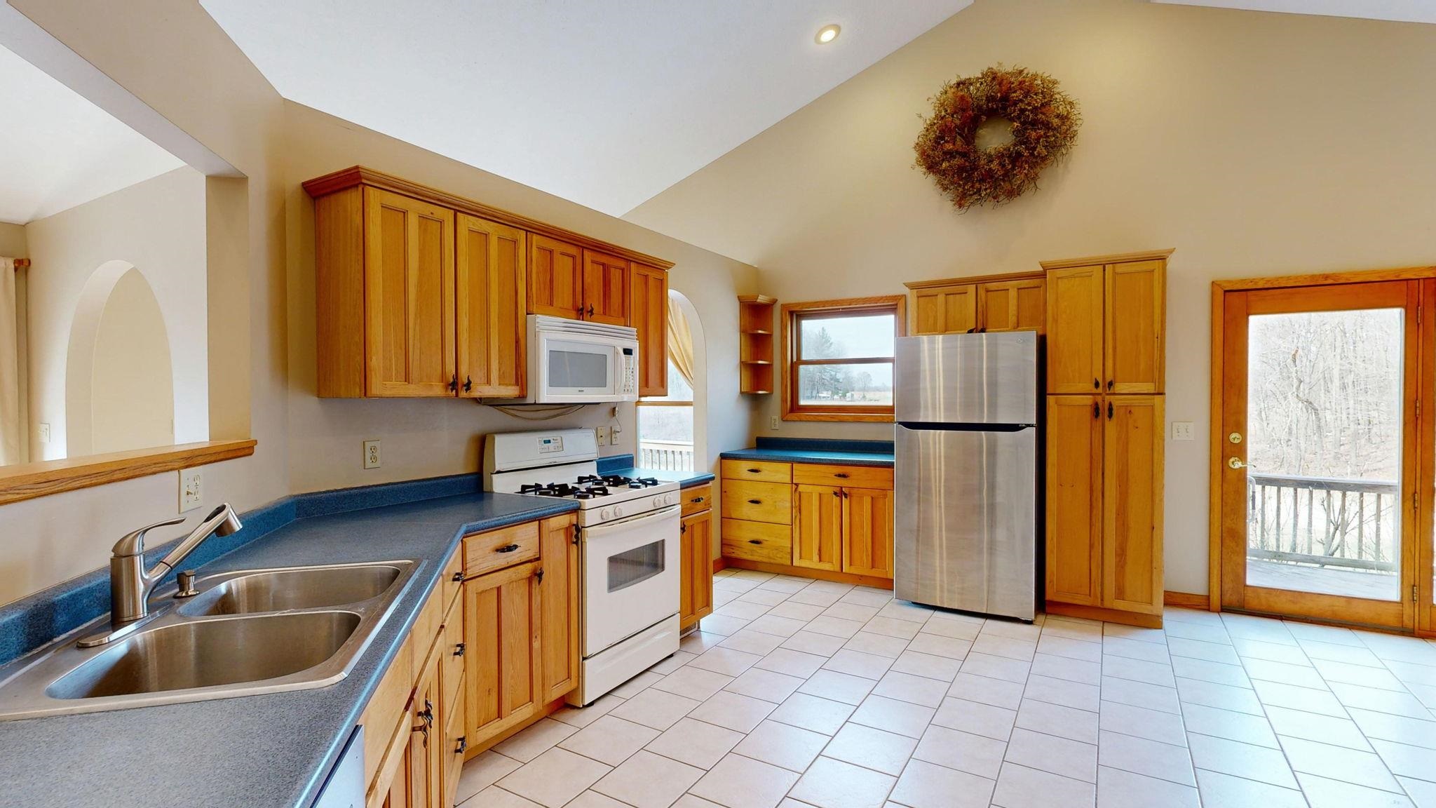 11154 North County Line Road Riverdale, MI 48877 - Photo 28 of 56
