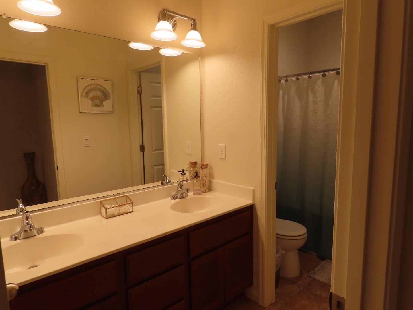 1445 Willmott Road Los Banos, CA 93635 - Photo 17 of 28 Gallery Image 17