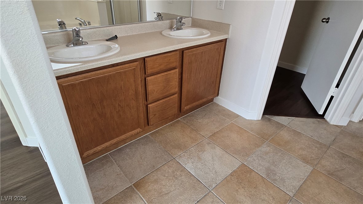 8229 Time Machine Avenue Las Vegas, NV 89113 - Photo 12 of 14