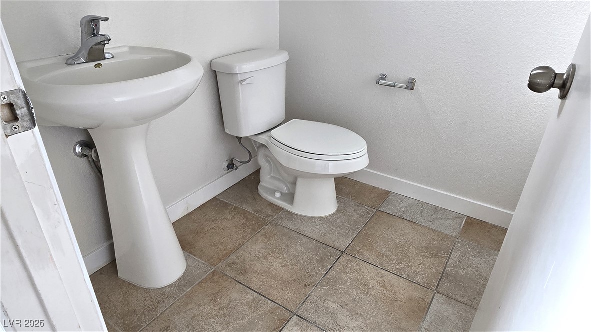 8229 Time Machine Avenue Las Vegas, NV 89113 - Photo 5 of 14