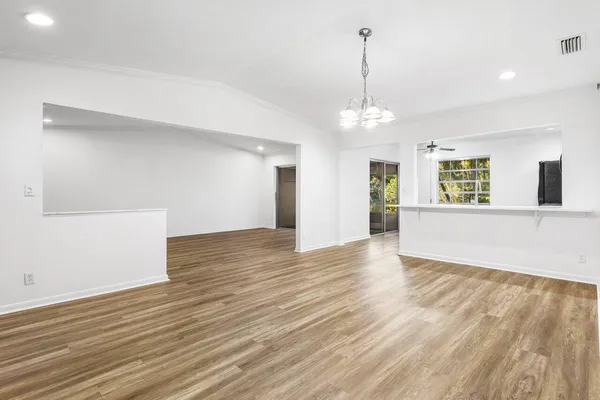 $299,000 | 5424 Viburnum Circle, Delray Beach, FL 33484