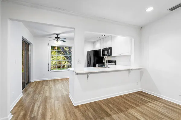 $299,000 | 5424 Viburnum Circle, Delray Beach, FL 33484