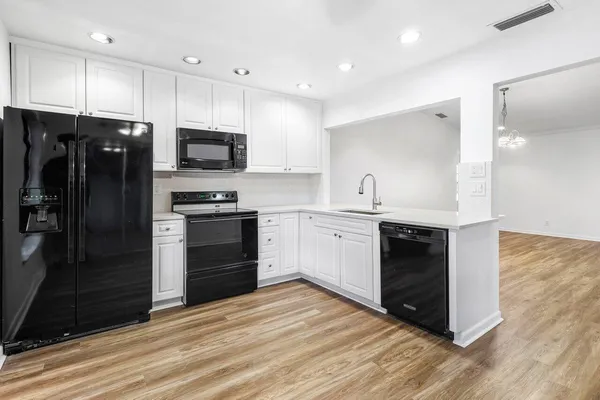$299,000 | 5424 Viburnum Circle, Delray Beach, FL 33484
