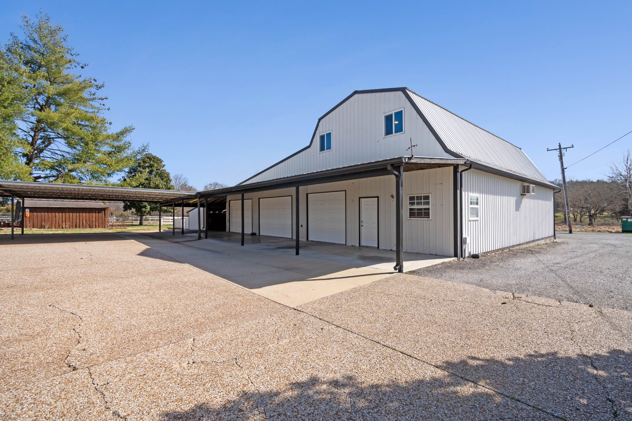 33 Edgewood Road Alexandria, TN 37012 - Photo 2 of 35