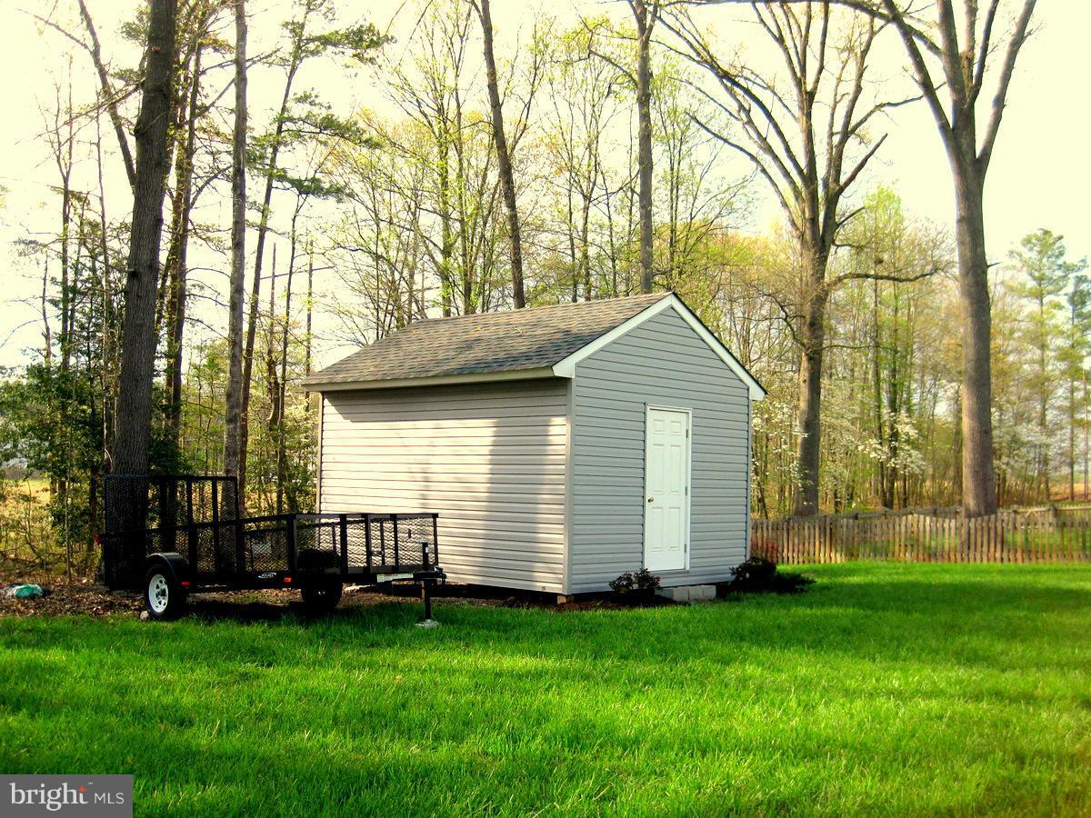 26282 Ruther Glen Road Ruther Glen, VA 22546 - Photo 24 of 30 Exterior (Rear)