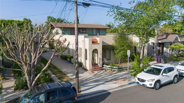 $1,650,000 | 4018 East Vermont Street, Long Beach, CA 90814