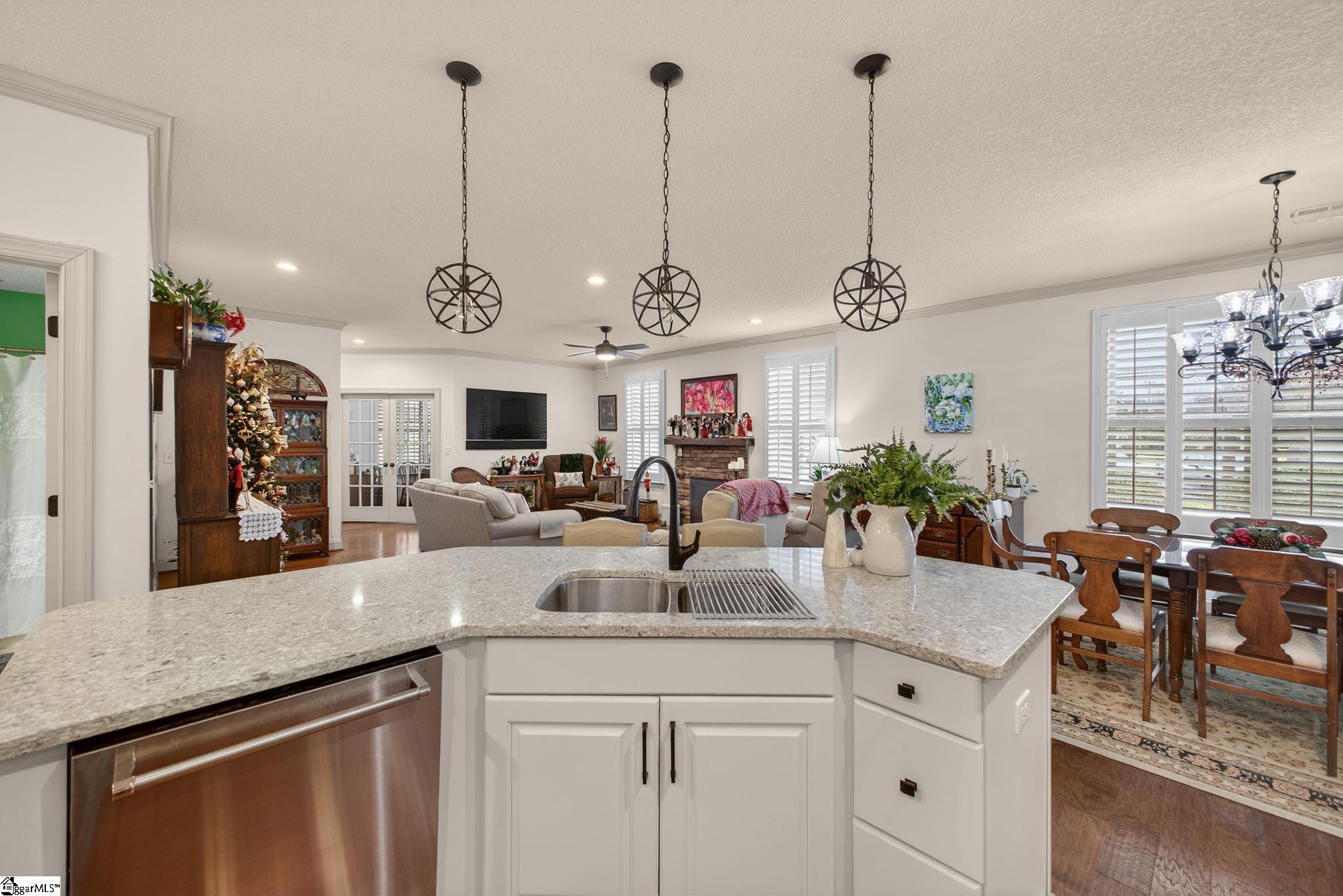 67 Vinton Drive Greer, SC 29651 - Photo 17 of 46