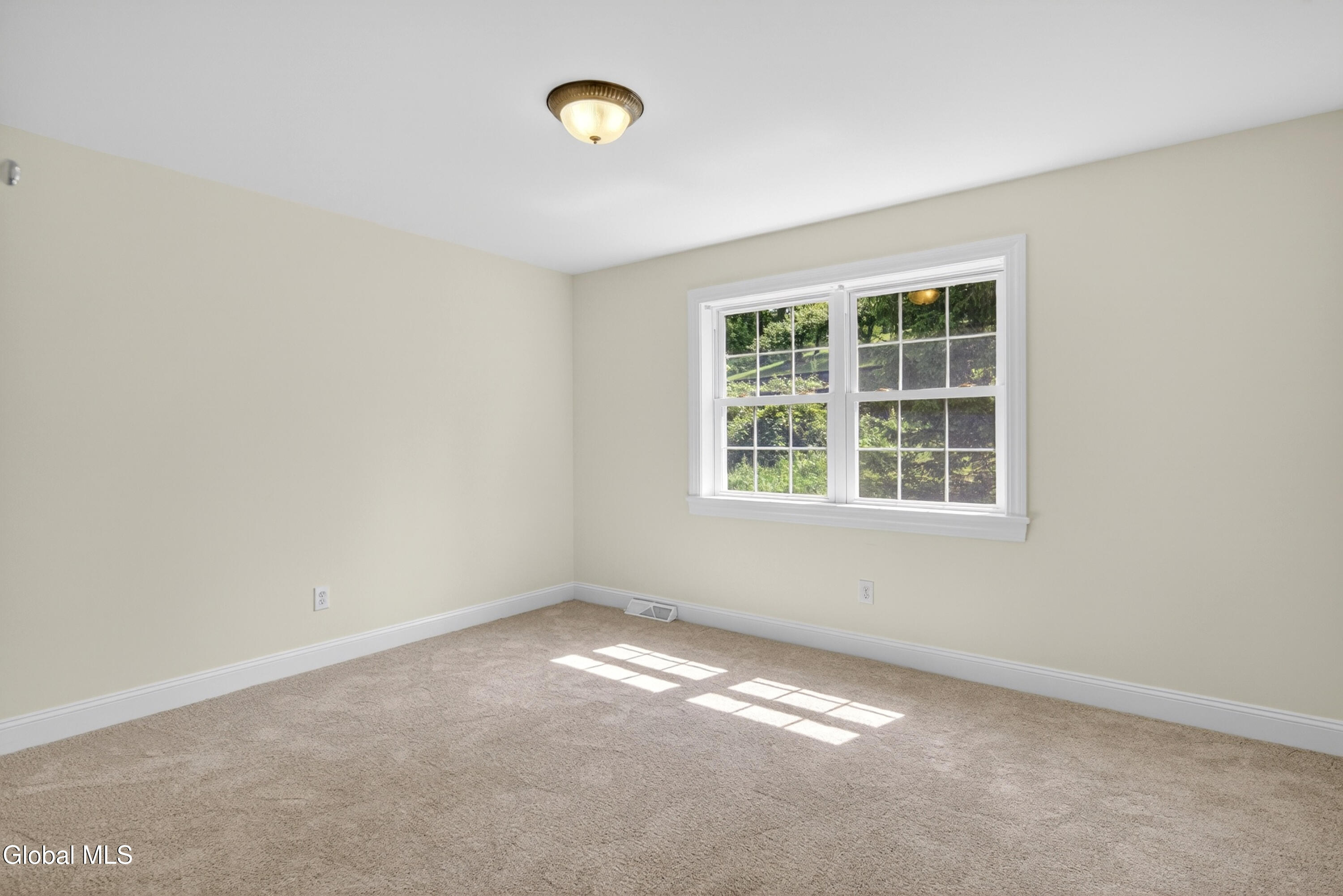 43 Dyke Road Colonie, NY 12110 - Photo 30 of 45 40-print-039_DSC02385