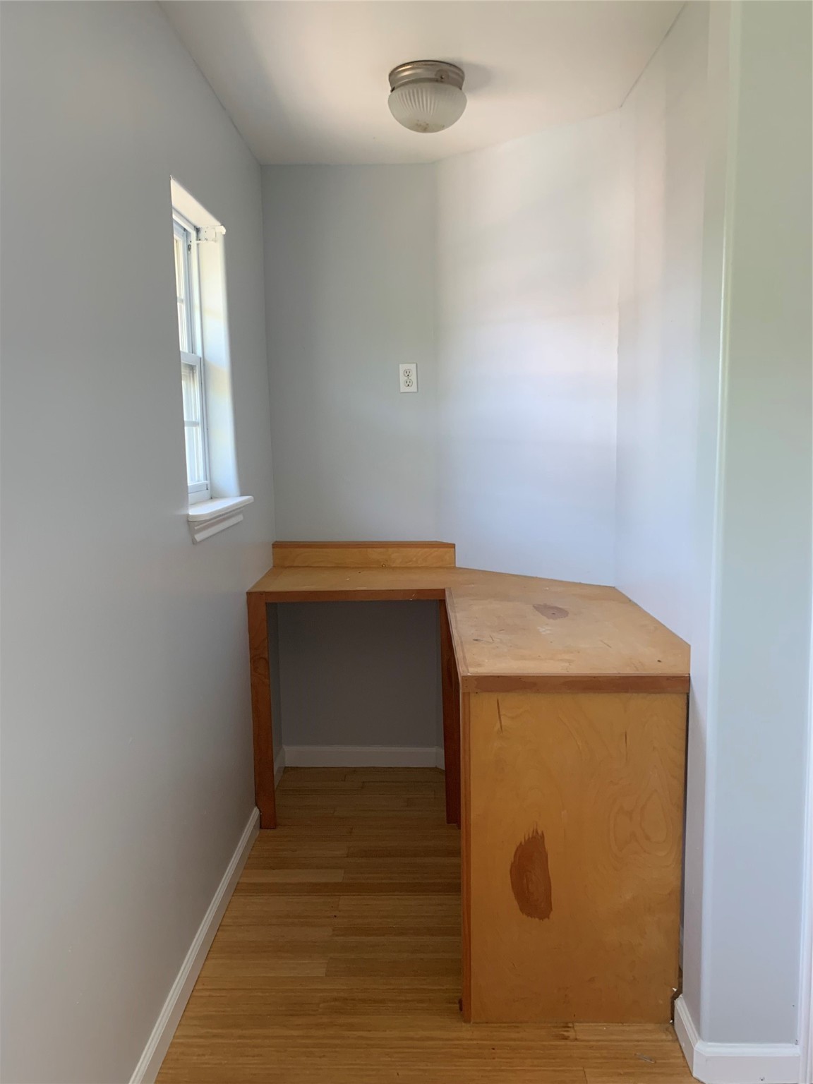 213 1st Street, Unit B Galveston, TX 77550 - Photo 15 of 16 a view of room with window and stairs