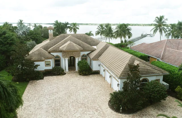 $5,400,000 | 2690 Northwest Collins Cove Road, Stuart, FL 34994