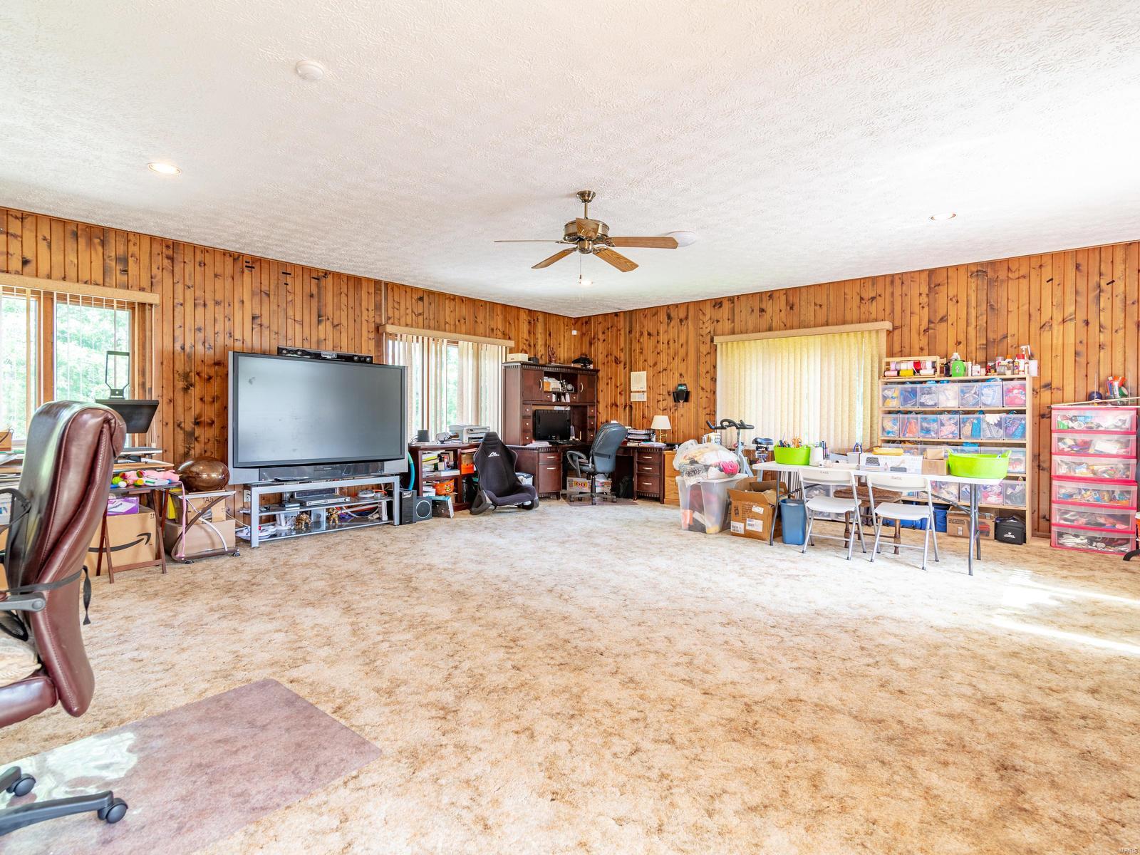 124 Prairie Lane Alton, IL 62002 - Photo 38 of 69 Gallery Image 38