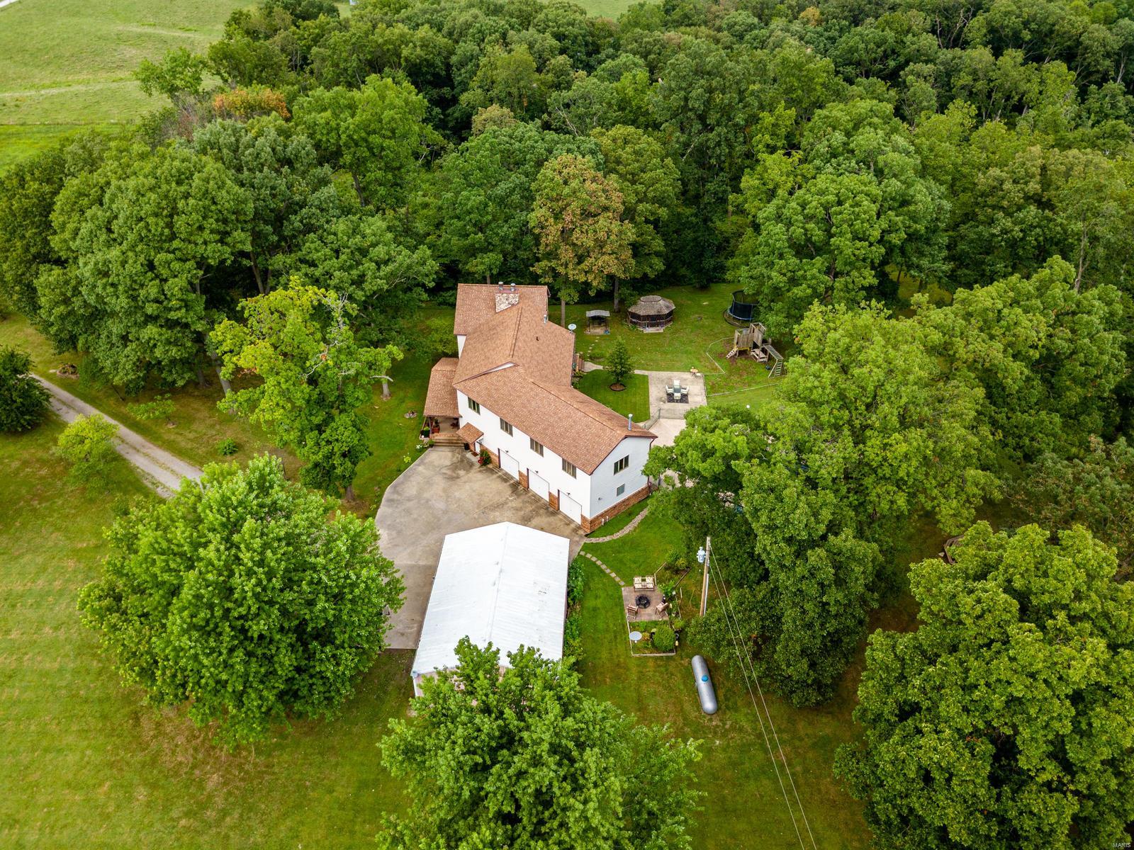 124 Prairie Lane Alton, IL 62002 - Photo 61 of 69 Gallery Image 61