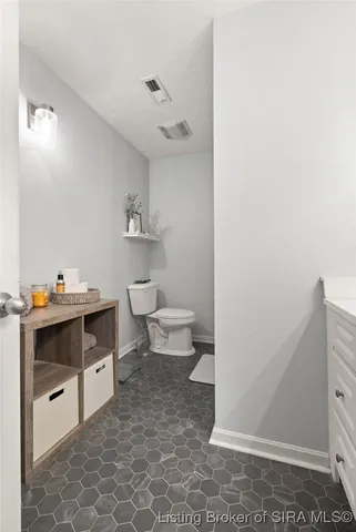 $270,000 | 2161 Frontier Court Northwest, Corydon, IN 47112