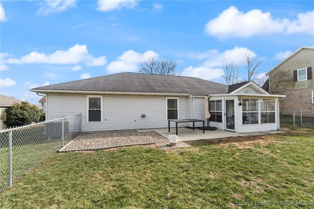 $270,000 | 2161 Frontier Court Northwest, Corydon, IN 47112