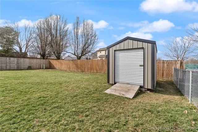 $270,000 | 2161 Frontier Court Northwest, Corydon, IN 47112