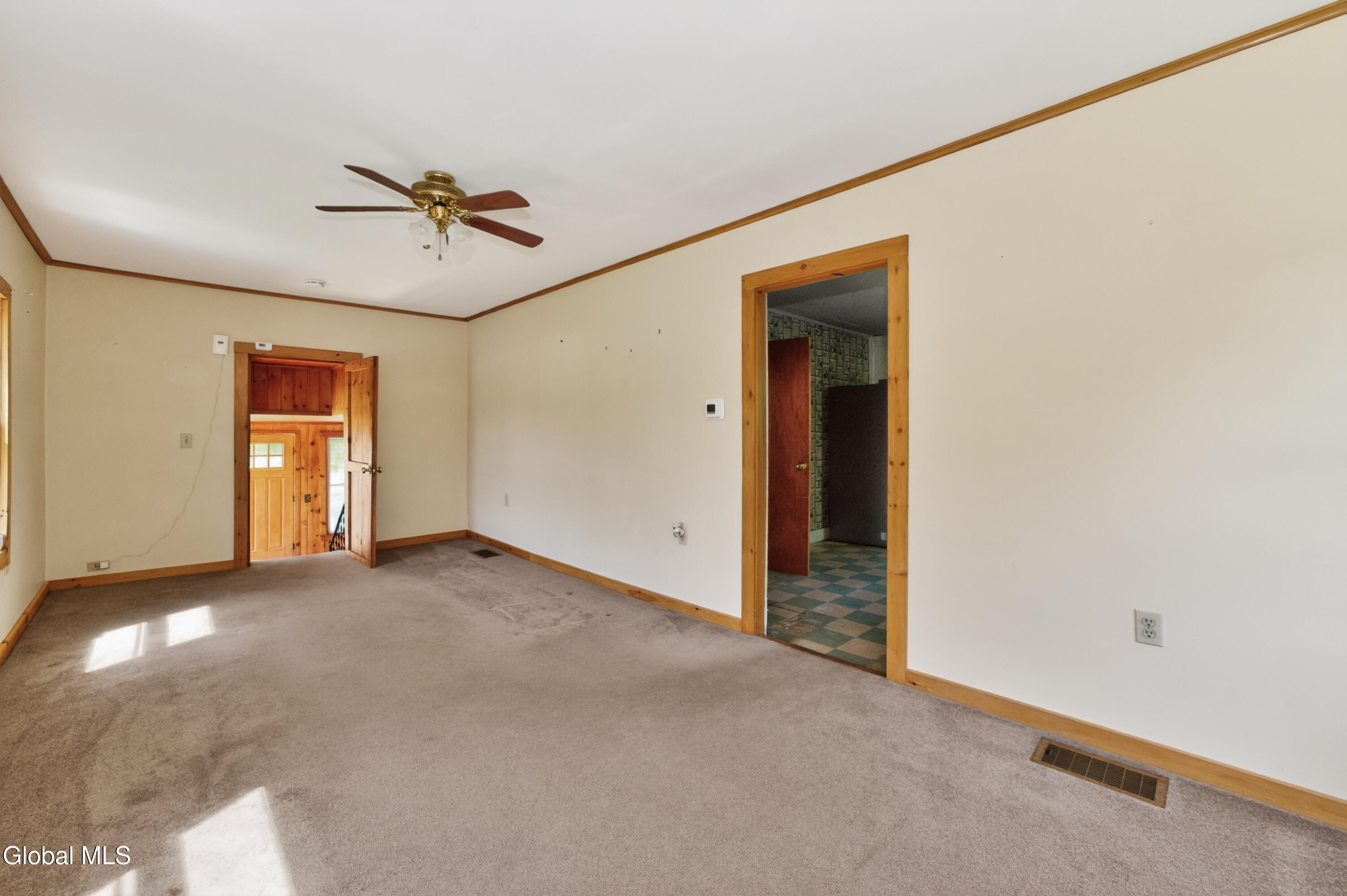 652 County Rte 49 Cossayuna, NY 12823 - Photo 16 of 54 2 Livingroom 2