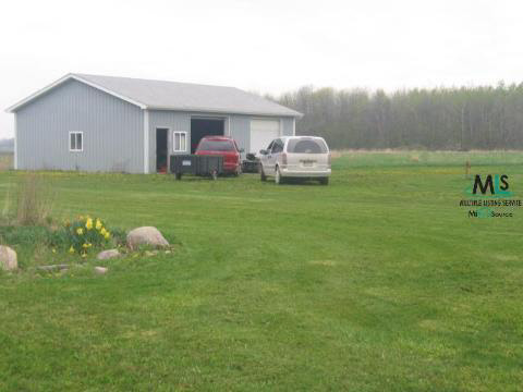 330 West Harrington Road Peck, MI 48466 - Photo 5 of 9 283659-4.JPG