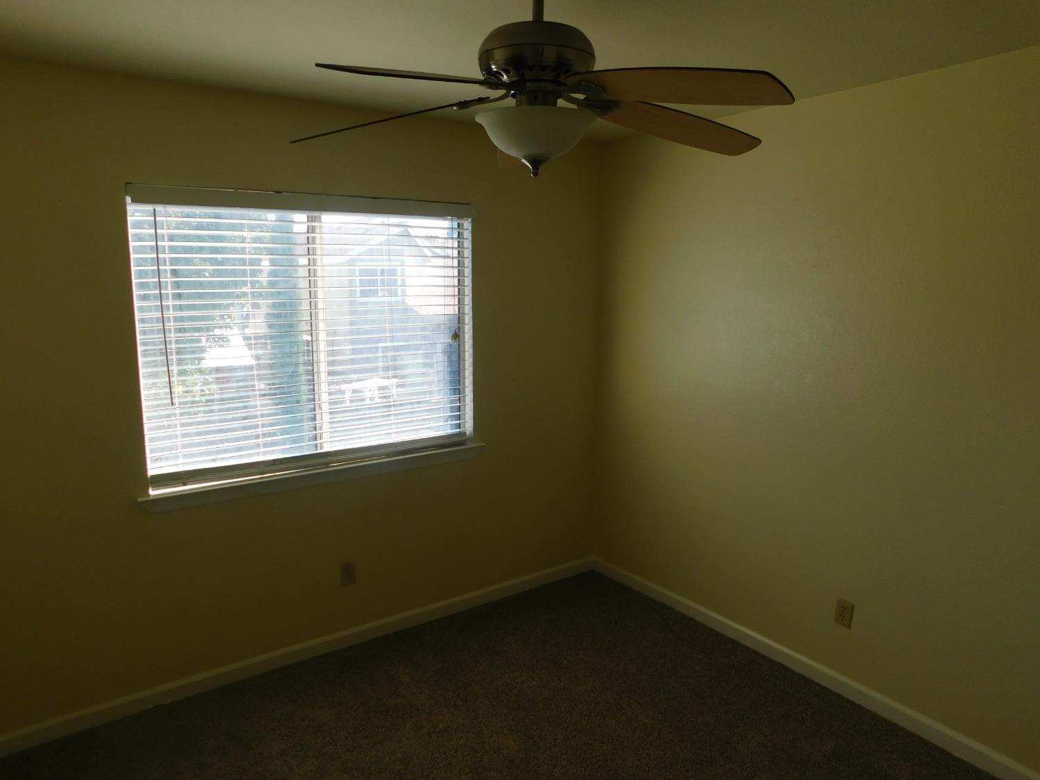 2316 Mountain Quail Way Modesto, CA 95355 - Photo 34 of 49 a view of a room with a window