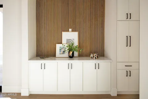 $2,400,000 | 8502 East Vista Bonita Drive, Scottsdale, AZ 85255