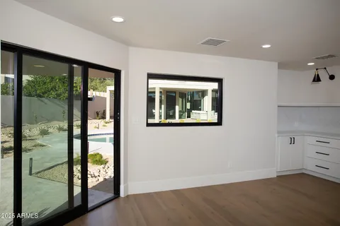 $2,400,000 | 8502 East Vista Bonita Drive, Scottsdale, AZ 85255