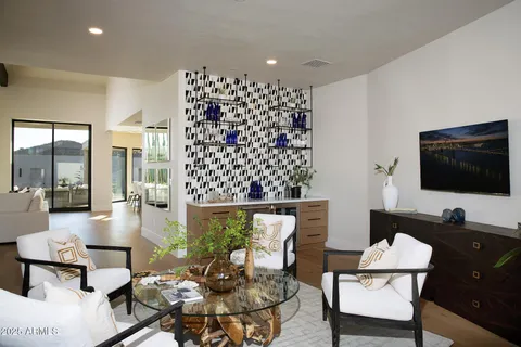 $2,400,000 | 8502 East Vista Bonita Drive, Scottsdale, AZ 85255