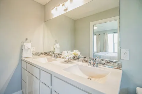 $499,900 | 402 Irma Drive, Unit B, Austin, TX 78752