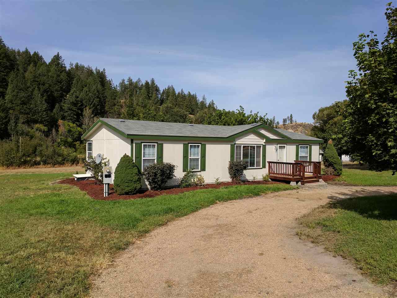 1391 Hall Street, Unit A Addy, WA 99101 - Photo 18 of 20