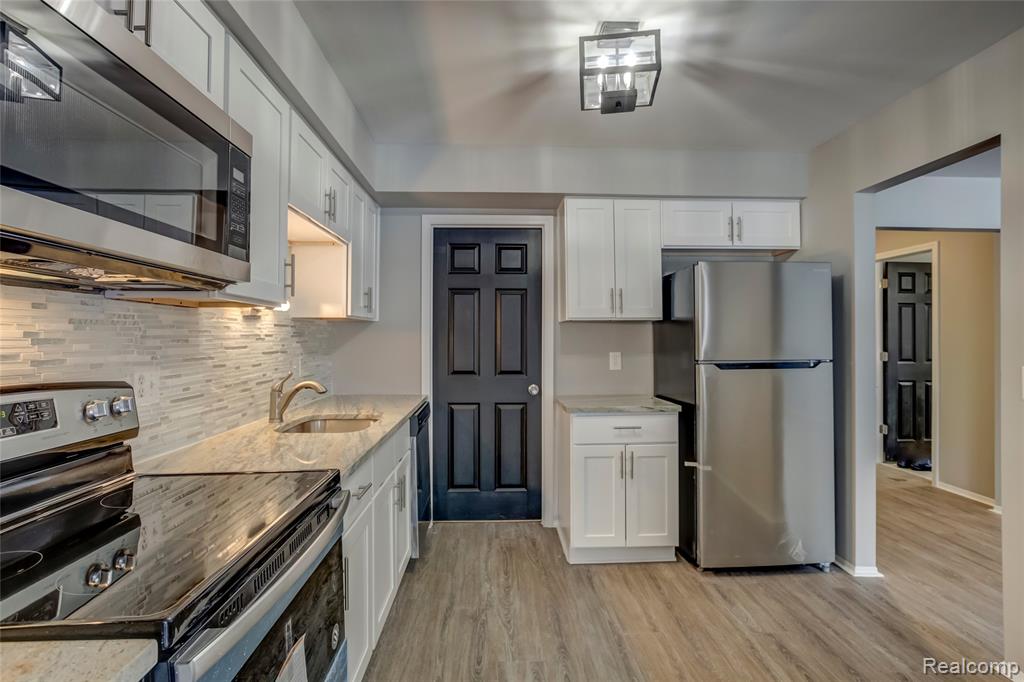 32023 West 14 Mile Road, Unit 108 Farmington, MI 48334 - Photo 2 of 15