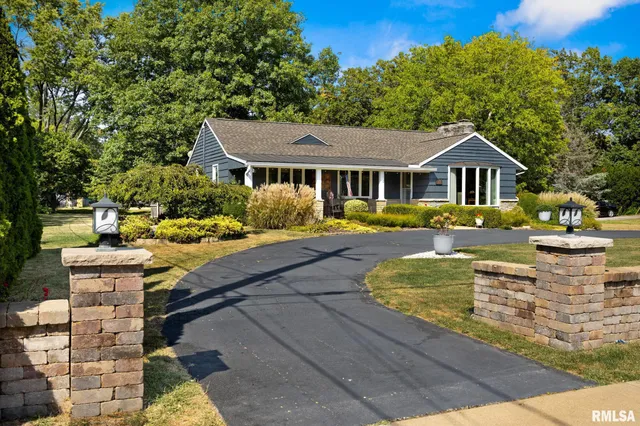 $288,700 | 1017 West Northmoor Road, Peoria, IL 61614