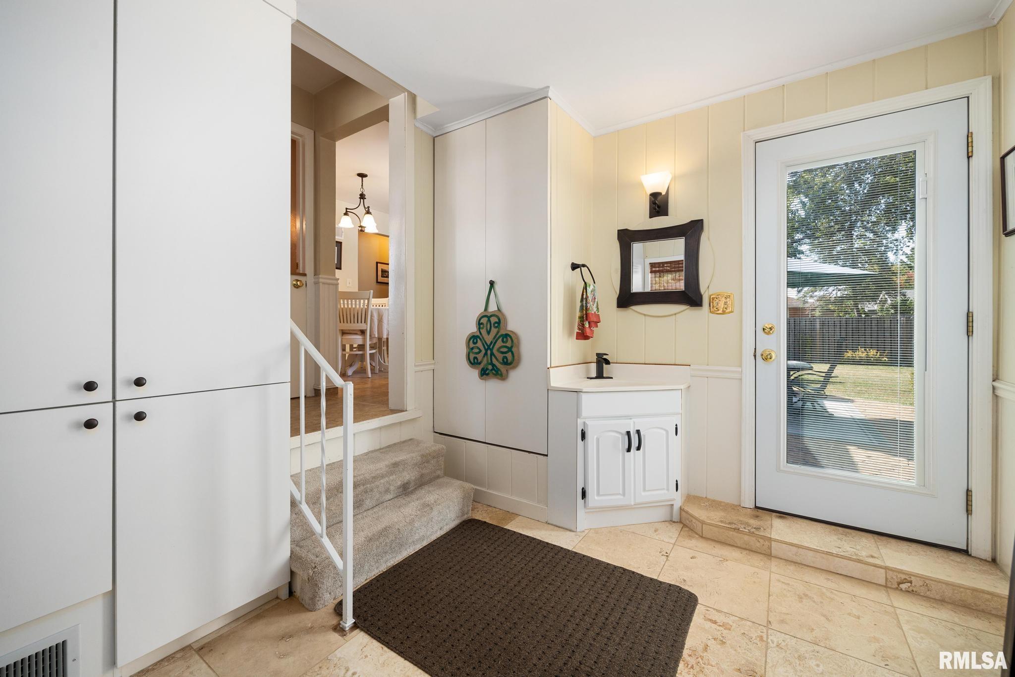 1017 West Northmoor Road Peoria, IL 61614 - Photo 26 of 53