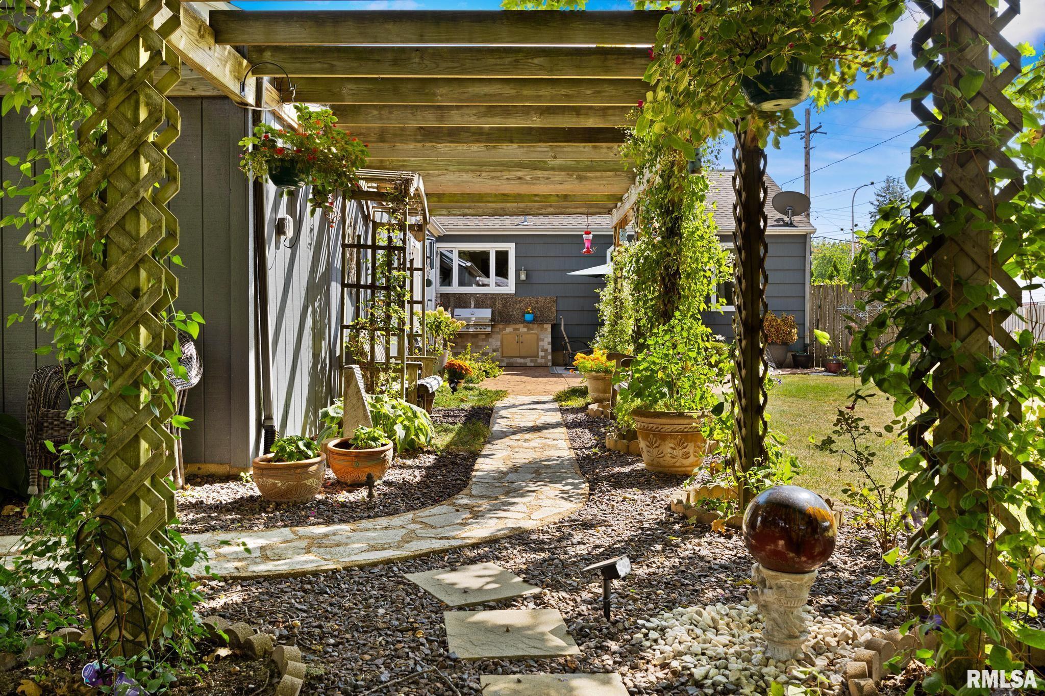 1017 West Northmoor Road Peoria, IL 61614 - Photo 45 of 53